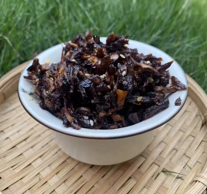 香辣鸡枞松茸牛肝菌即食下饭菜云南西双版纳特产零食香菇菌子拌面 松茸鲜香1袋+牛肝菌麻辣1+鸡枞香辣菌1（共3包）